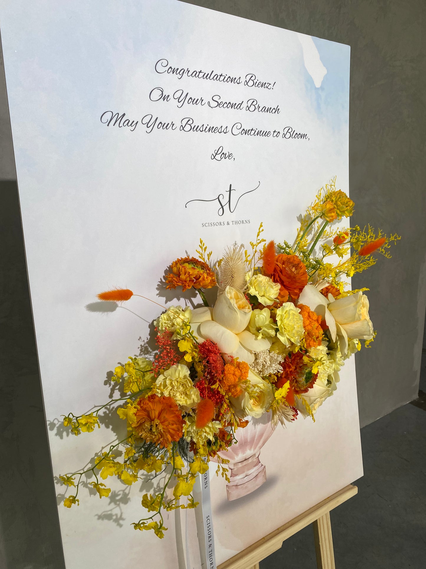 Sunburst Celebration Stand